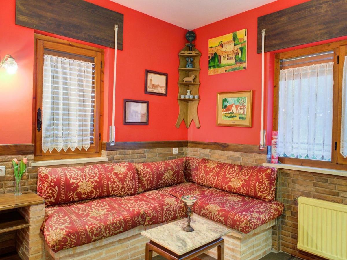 Rural Apartment With Shared Garden Pool And Spa Galapagar Room photo
