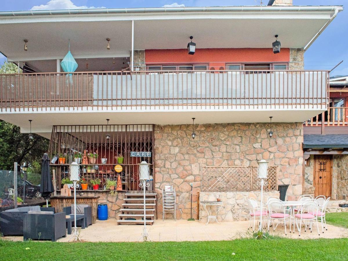 Rural Apartment With Shared Garden Pool And Spa Galapagar Room photo