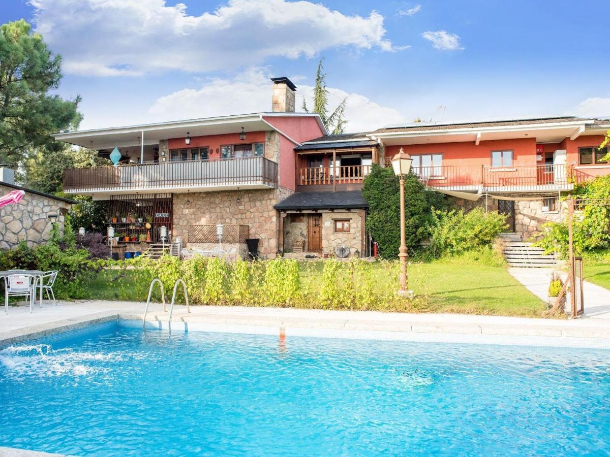 Rural Apartment With Shared Garden Pool And Spa Galapagar Room photo